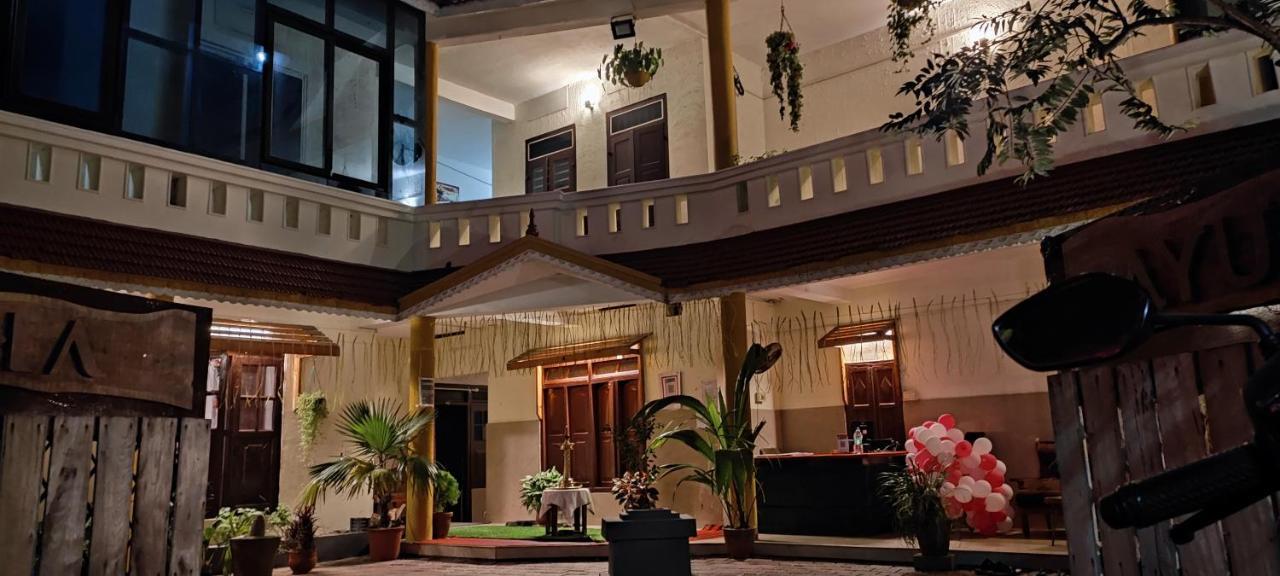 מלון Alappuzha Vedha Ayurvedic Panchakarma Treatment Centre מראה חיצוני תמונה