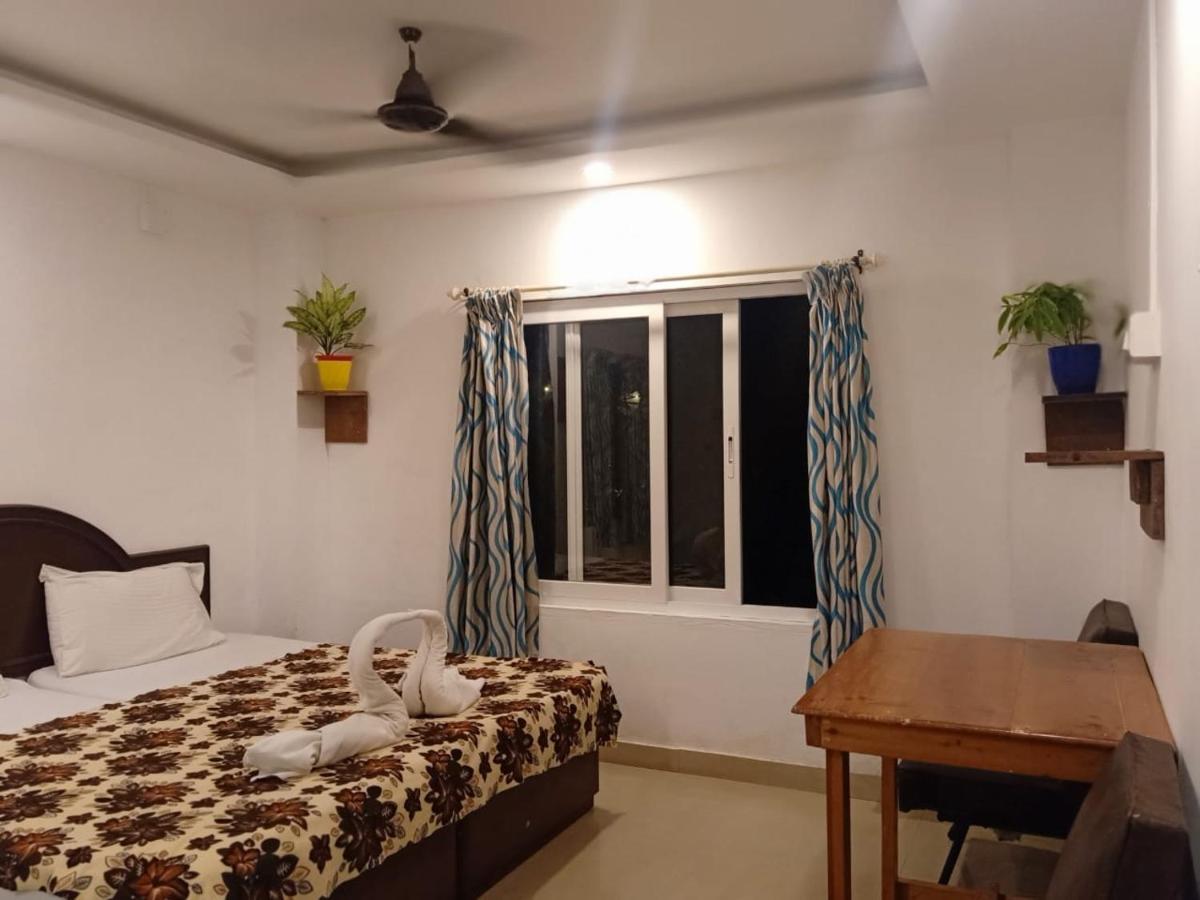 מלון Alappuzha Vedha Ayurvedic Panchakarma Treatment Centre מראה חיצוני תמונה